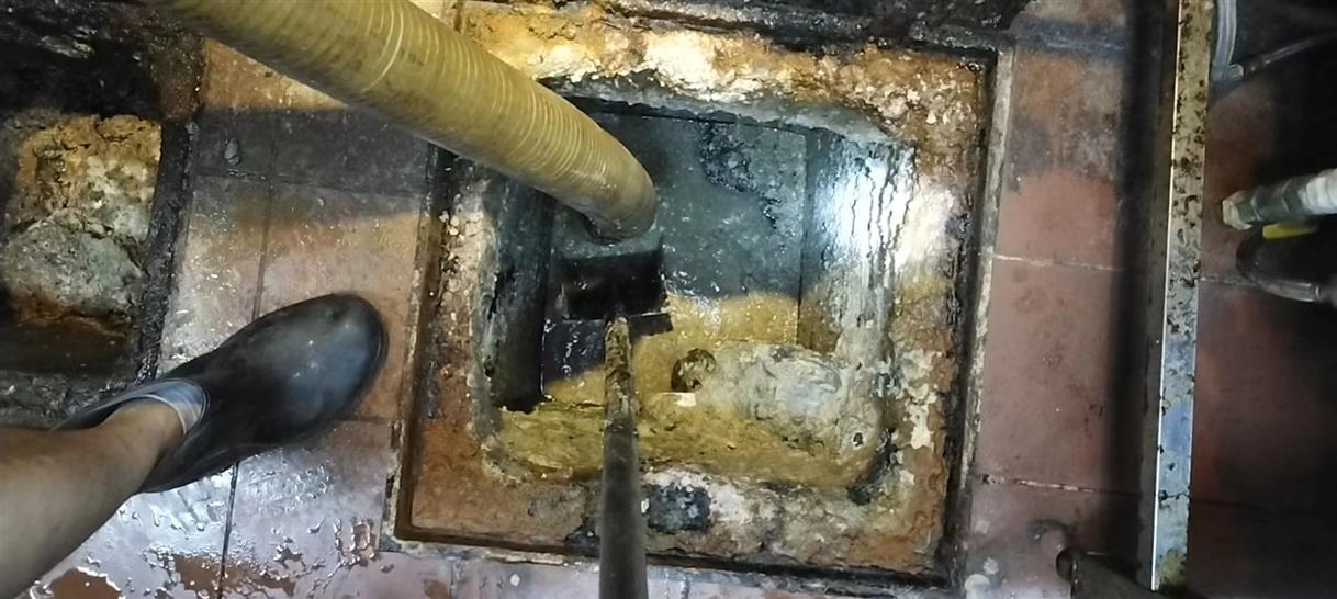 金江镇化油池清理-污水池清掏