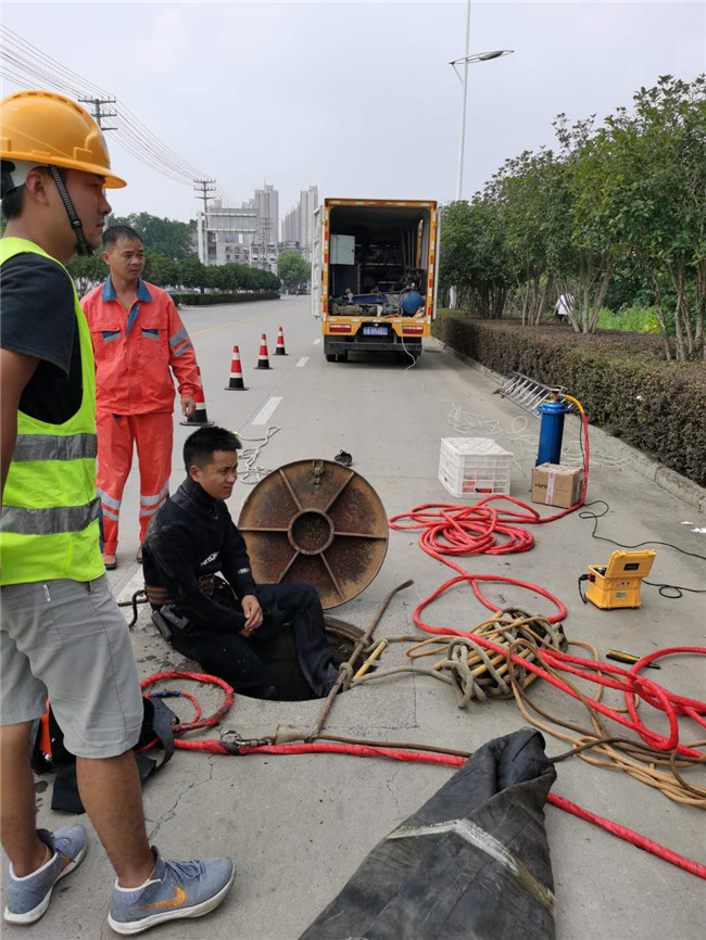 金江镇翻衬法管道修复技术主要工序