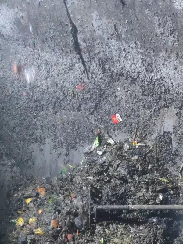 金江镇污水池清理